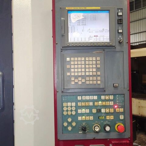 Universal-Bearbeitungszentrum OKK VP400