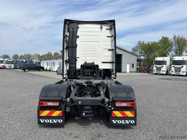 Standard SZM Volvo FH 500 Aero Euro 6 Globe XL Leder Mikrowelle