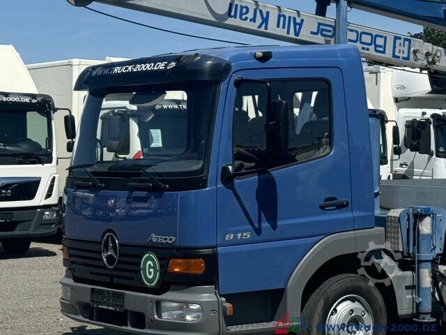 Truck-mounted crane van Mercedes-Benz 815 Böcker Dachdecker Montage 32m+Winde -17000km