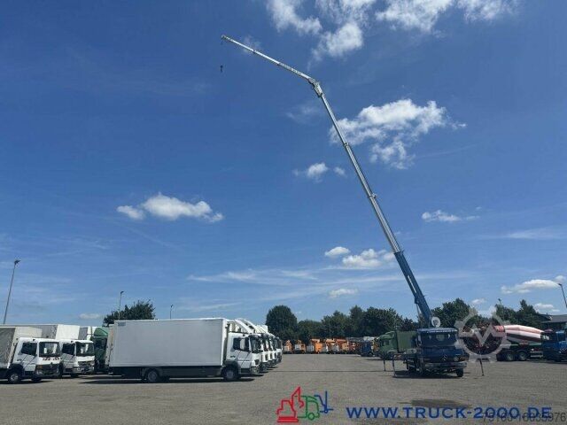 Truck-mounted crane van Mercedes-Benz 815 Böcker Dachdecker Montage 32m+Winde -17000km