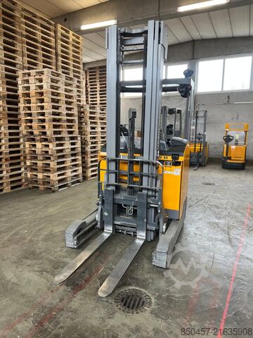 Reach Trucks Jungheinrich ETV 214 Li-ion