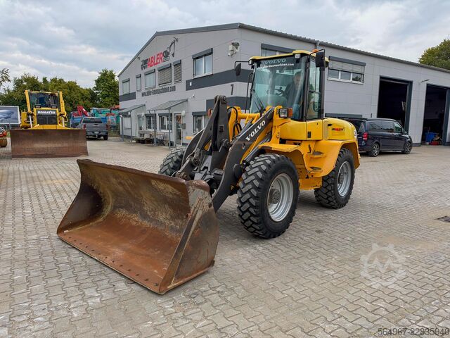 Radlader Volvo L40 B TP 71 kW Gabel + Schaufel SW