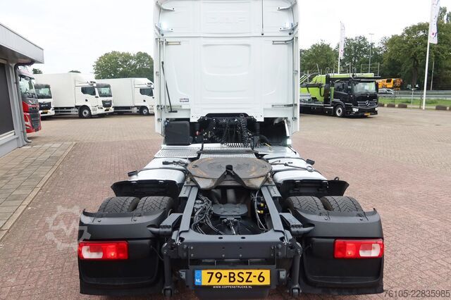 Volumen-SZM DAF XF 450 Ft Mega-trekker
