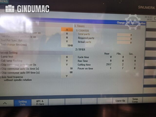 VERTIKALES BEARBEITUNGSZENTRUM Hyundai WIA F500 +