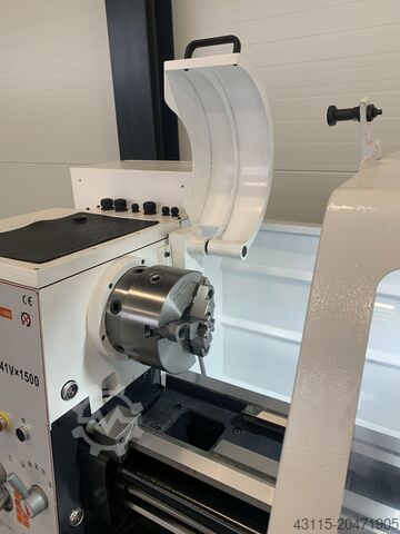 Spitzendrehmaschine ToRen CD 6241 x 1500V