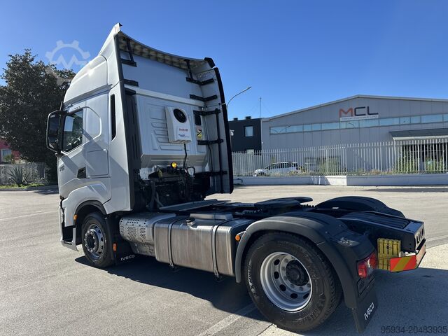 Standard-Sattelzugmaschine Iveco S-WAY 500 ADR