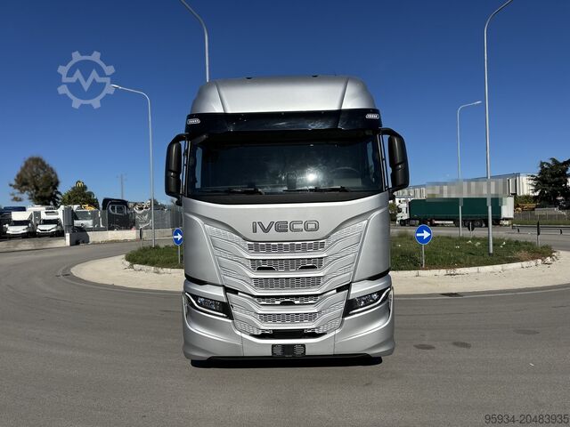 Standard-Sattelzugmaschine Iveco S-WAY 500 ADR