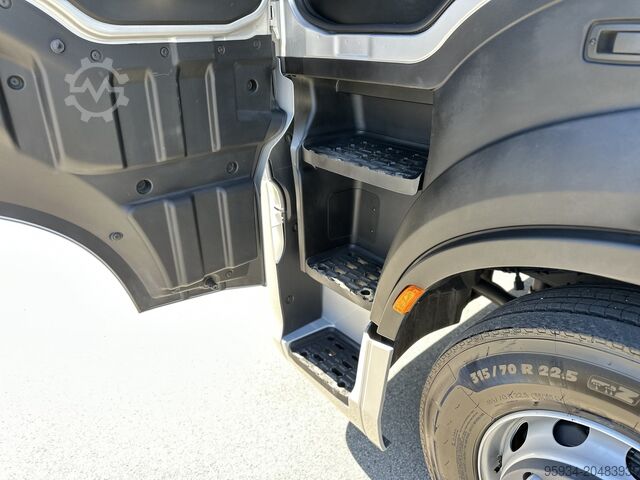 Standard-Sattelzugmaschine Iveco S-WAY 500 ADR