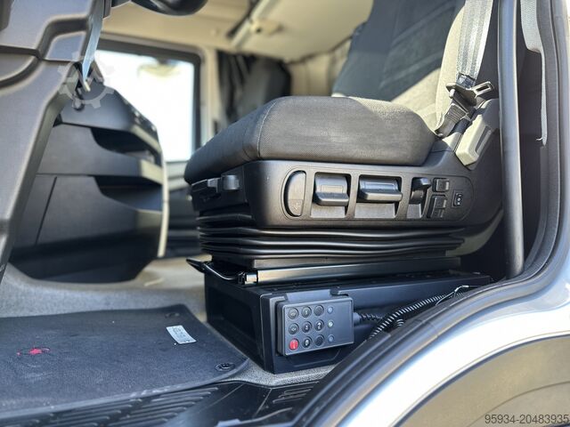 Standard-Sattelzugmaschine Iveco S-WAY 500 ADR