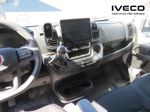 Transporter mit Koffer Fiat Ducato35 L5, 140 M-jet