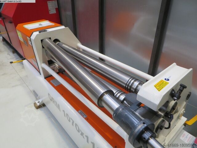 Blechbiegemaschine - 3 Walzen OSTAS ORM 1070 x 110