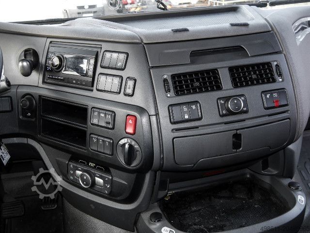 Hazardous materials truck DAF XF 530 FT SPACE CAB + INTARDER + ADR AT FL EX