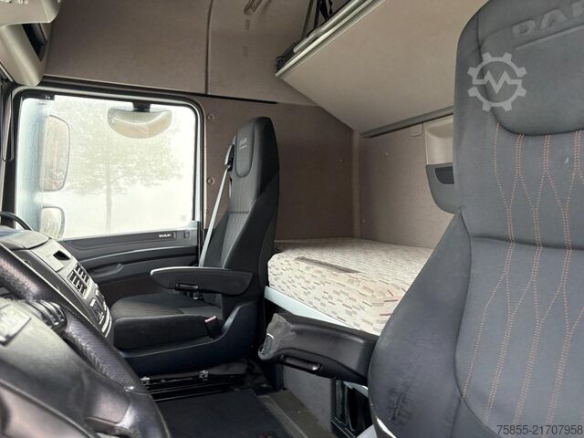 Standard tractor DAF XF 460 FT Spacecab / EURO 6 / NL Truck / APK-TÜ...