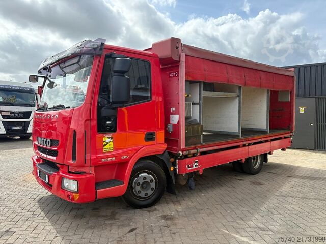 Curtain sided Iveco EUROCARGO 90E18 + EURO 5 + LOW KM + 3 STOELEN