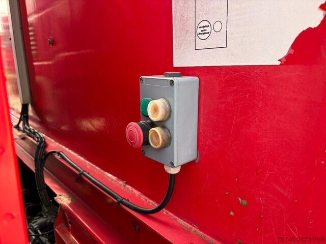 Curtain sided Iveco EUROCARGO 90E18 + EURO 5 + LOW KM + 3 STOELEN