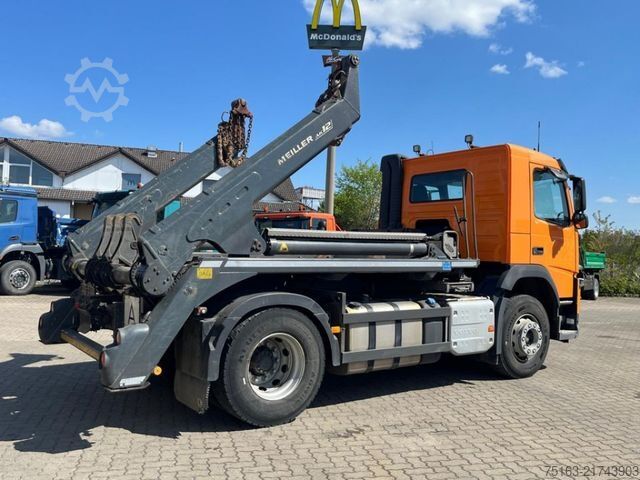 Skip truck VOLVO FM 450 4x2 Absetzkipper Meiller, Funk