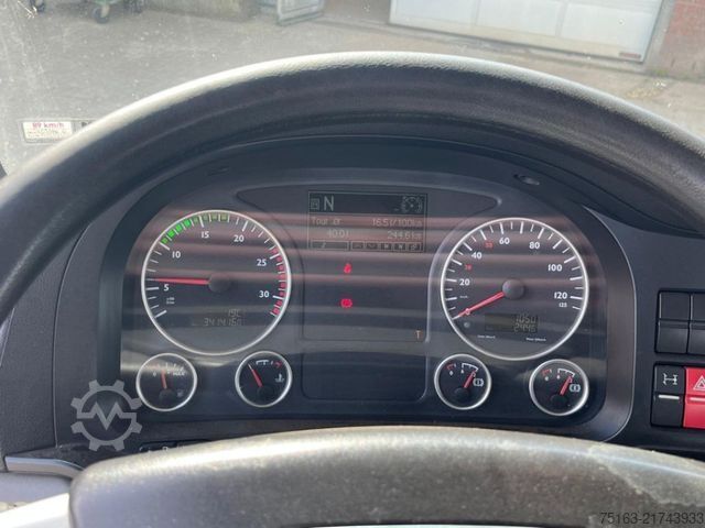 Roll-off tipper truck MAN TG-S 26.440 6x2-2 BL Abrollkipper Schub/Knickarm