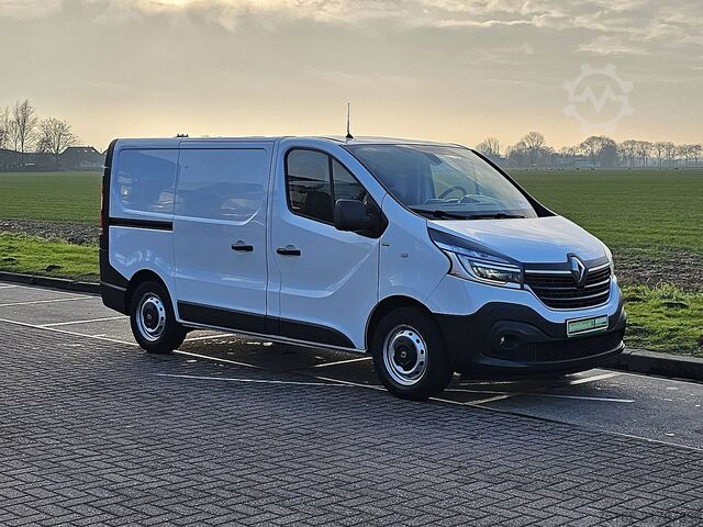 High-roof van RENAULT TRAFIC 2.0 DCI L1H1 2xZijdeur 145Pk