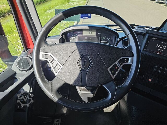 Standard-SZM RENAULT T 520
