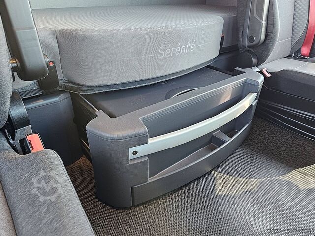 Standard-SZM RENAULT T 520