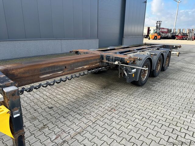 Container transportation D-TEC FLEXITRAILER TRACTION / ADR / SAF + discbrakes ...