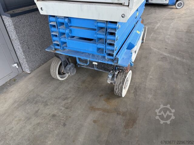 JLG 2646ES scissor lift aerial work platform, 2006 / 975 hours, 10m working height JLG 2646ES schaarlift schaar hoogwerker 2006 / 975uur
