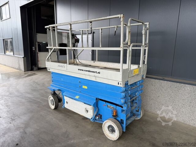 JLG 2646ES scissor lift aerial work platform, 2006 / 975 hours, 10m working height JLG 2646ES schaarlift schaar hoogwerker 2006 / 975uur