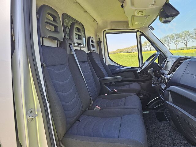 High-roof van IVECO DAILY 35S16 ac automaat EURO6
