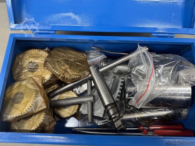 Lead/traction spindle lathe HUVEMA HU 360 x 1000 VAC DRO