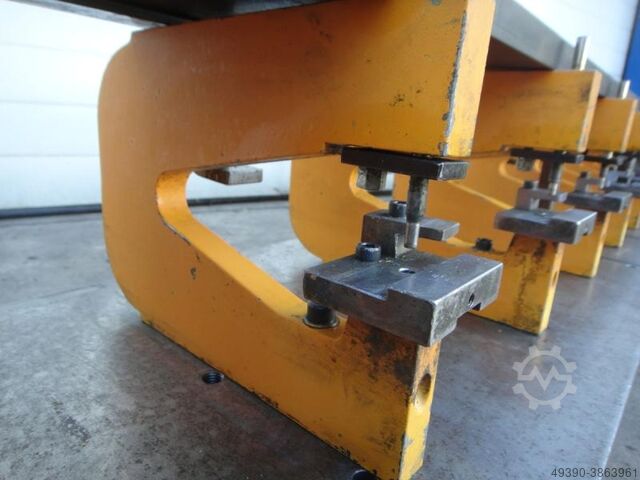 11 punching brackets – punching tool with linearly integrated punching brackets, punching unit, punc ABS-SCHWABE 100/160