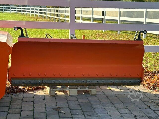 Agricultural machine Tuchel Tuchel L-SF 225 Schneeschild mit Kommunalanbau