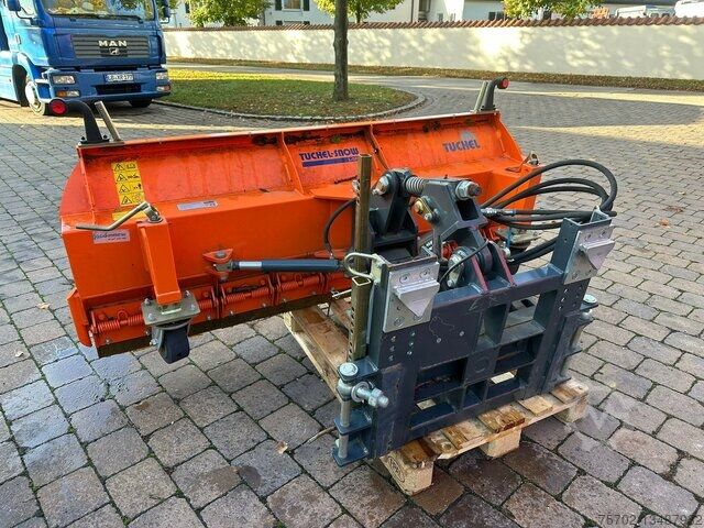 Agricultural machine Tuchel Tuchel L-SF 225 Schneeschild mit Kommunalanbau