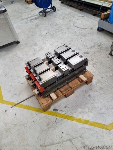 3 machine vices GOODY