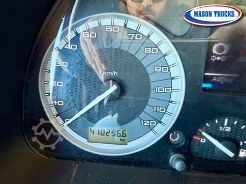 Standard road tractor Iveco X-Way 510 Hi-Traction 4x4