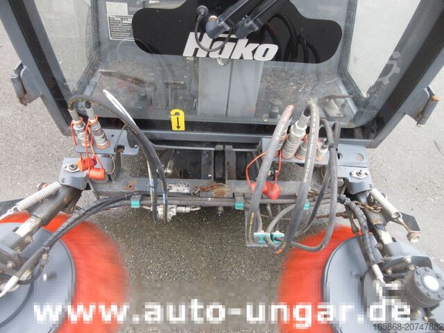 Kehrmaschine Hako Citymaster 4x4 CM1250 Knicklenkung Kehrm