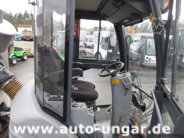 Kehrmaschine Hako Citymaster 4x4 CM1250 Knicklenkung Kehrm