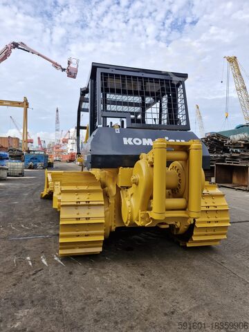 Bulldozer Komatsu D85ESS-2