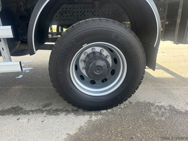 LKW mit Pritsche & Plane MERCEDES-BENZ 1827 Arocs 4x4 Fahrschulausrüstung