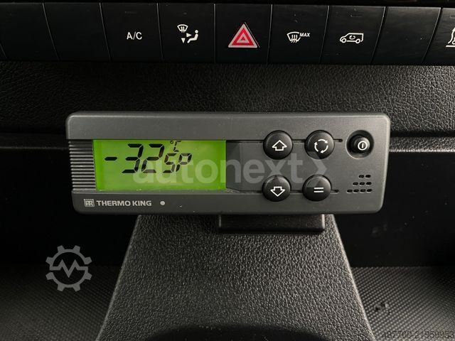 Refrigerator body van MERCEDES-BENZ Sprinter 317 Aut.*ThermoKing V500-MAX -20° Tiefk