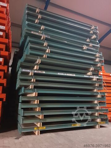 Pallet rack beam trusses shelf Hovuma / 2.880 mm / INP: 80 x 42 mm Fachlast: 1.600 Kg / grün