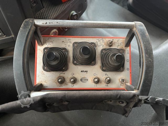 Autokran VOLVO FMX 500 6x4 Kipper mit Kran Atlas 172.3E - A4