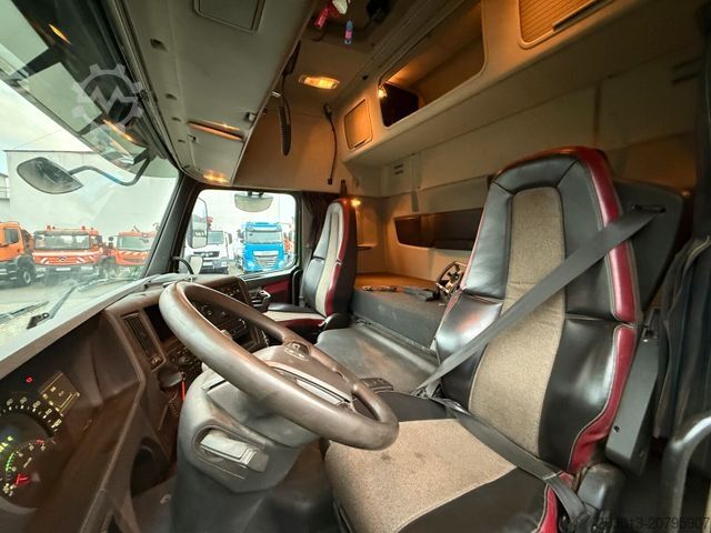 Kipper LKW VOLVO FMX 500 6x4 Kipper mit Kran Atlas 172.3E - A4
