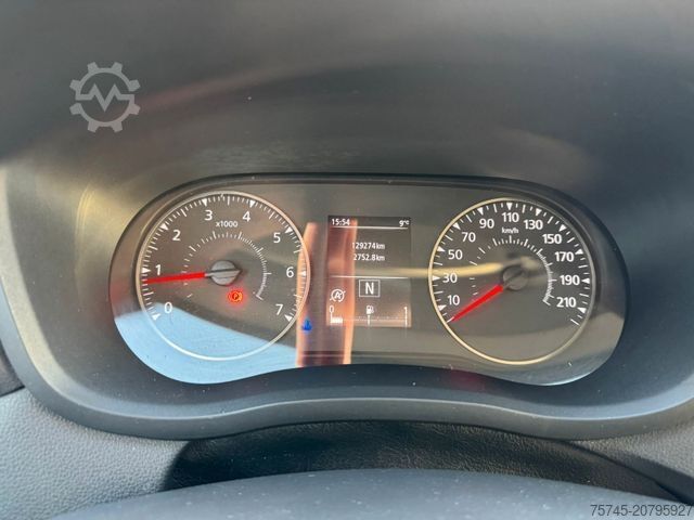 Kastenwagen hoch RENAULT MASTER 2,3 * AUTOMATIK * 180 PS * RED EDITION *