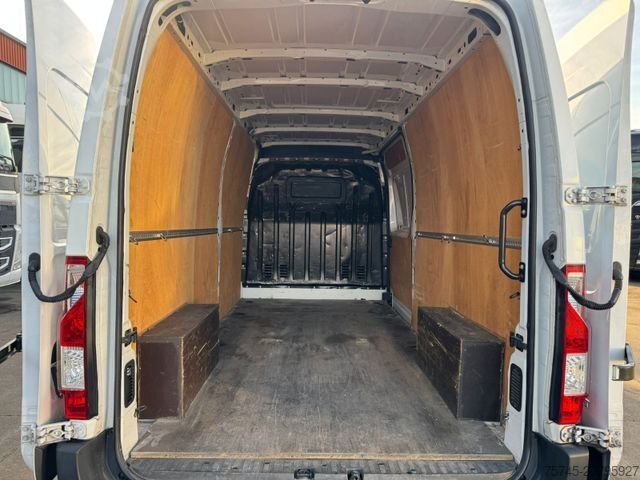 Kastenwagen hoch RENAULT MASTER 2,3 * AUTOMATIK * 180 PS * RED EDITION *