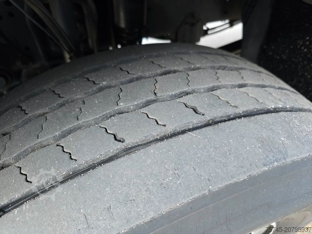 LKW mit Pritsche & Plane MERCEDES-BENZ ATEGO 1623 * ACC * 2T LBW * KLIMA * WENIG KM *