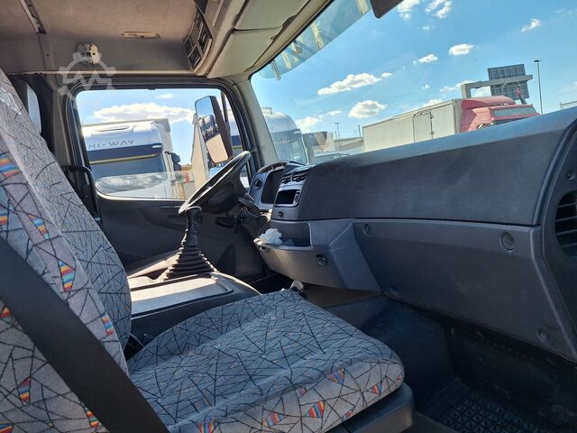 Wechselbehälter-LKW Mercedes-Benz Axor 1800