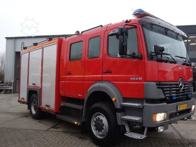 Fire engine Mercedes-Benz Atego 1828 4X4 GODIVA PUMP