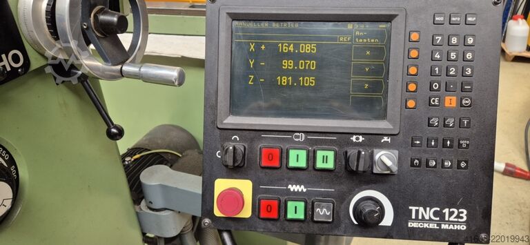 Tool Room Milling Machine - Universal DECKEL FP 1