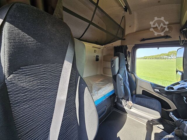 Standard-SZM MERCEDES-BENZ ACTROS 1843
