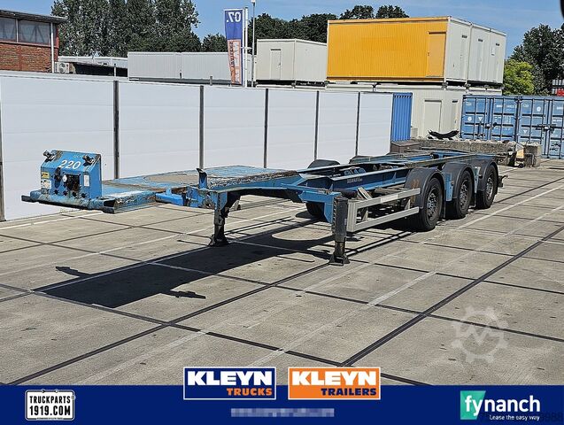 Container transportation RENDERS CHASSIS PORTMASTER